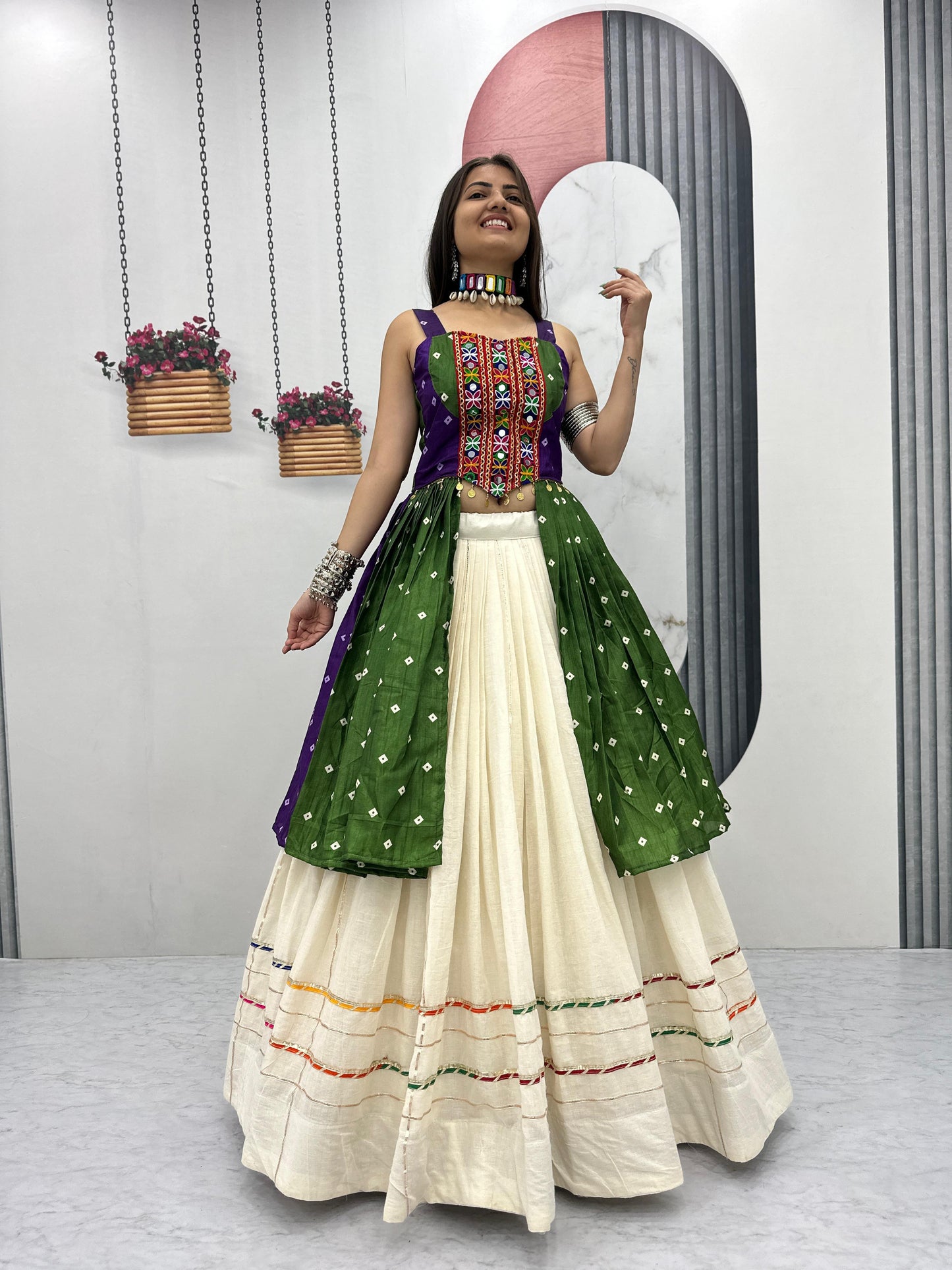bandheji print with gamathi real mirror work choli