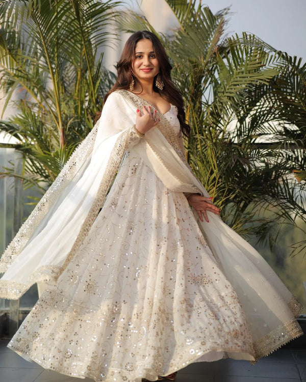 shivali's trending anarkali suit set-stiched