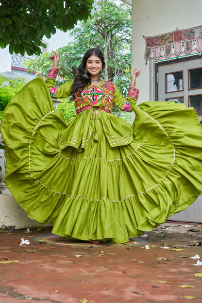 Heavy Gamthi Work mMrror lace Deginer Choli